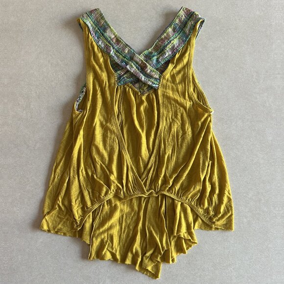 RARE Free People Flowy Solid Chartreuse Top ASO Alex Russo - Picture 4 of 9